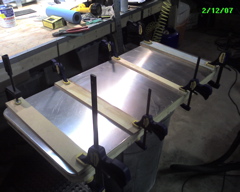 clamped lower platen surface